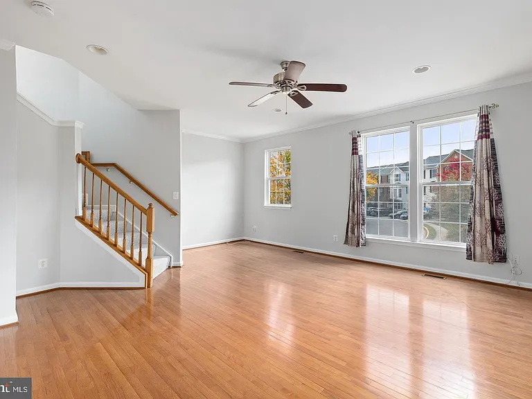 13700 Barksdale Dr — Photo 13