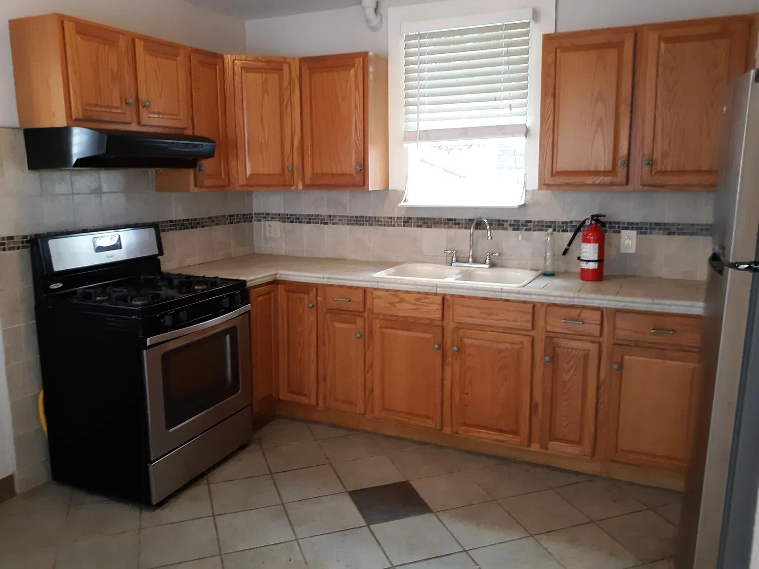 2 bed, 900 sqft, $2,950 — Photo 4