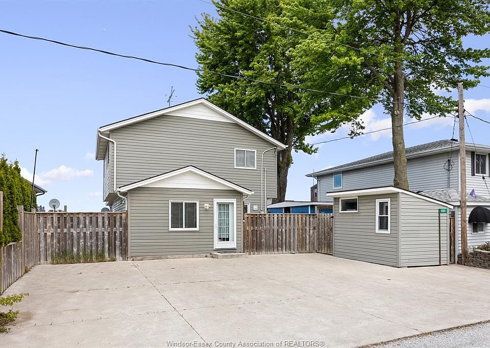 1st image of 689 Ross Beach Rd