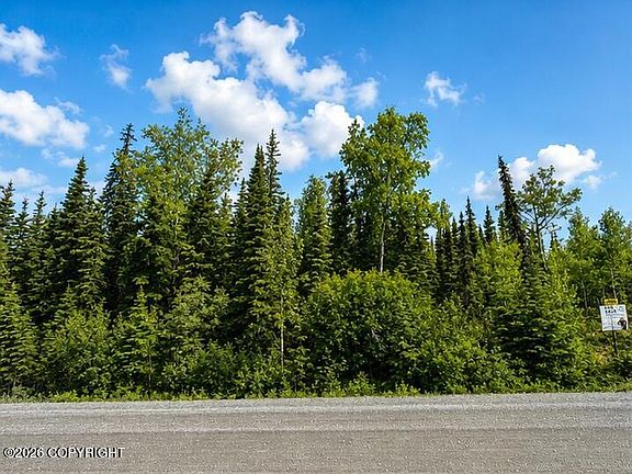 2nd image of L4 Lake Rd