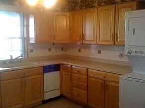 5th image of 225 Kenna Dr