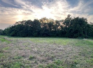 21 Hunters Glen Dr, Wilmington, OH 45177