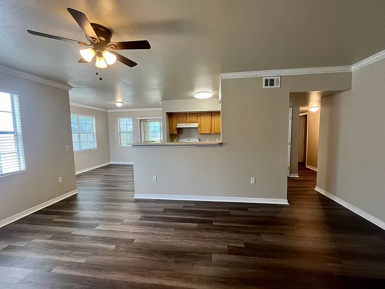 1155 Villagio Cir #105 — Photo 6