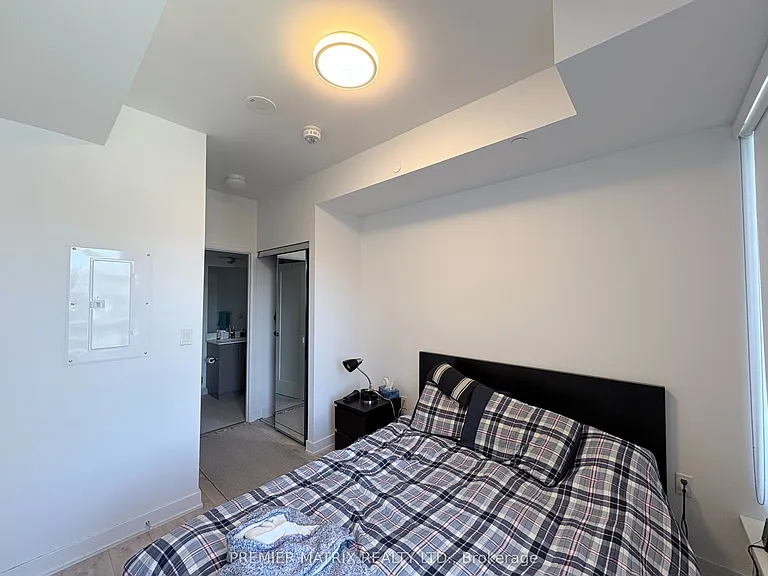 576 Front St W #1002 — Photo 12