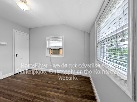 4th image of 3106 S Hayes St