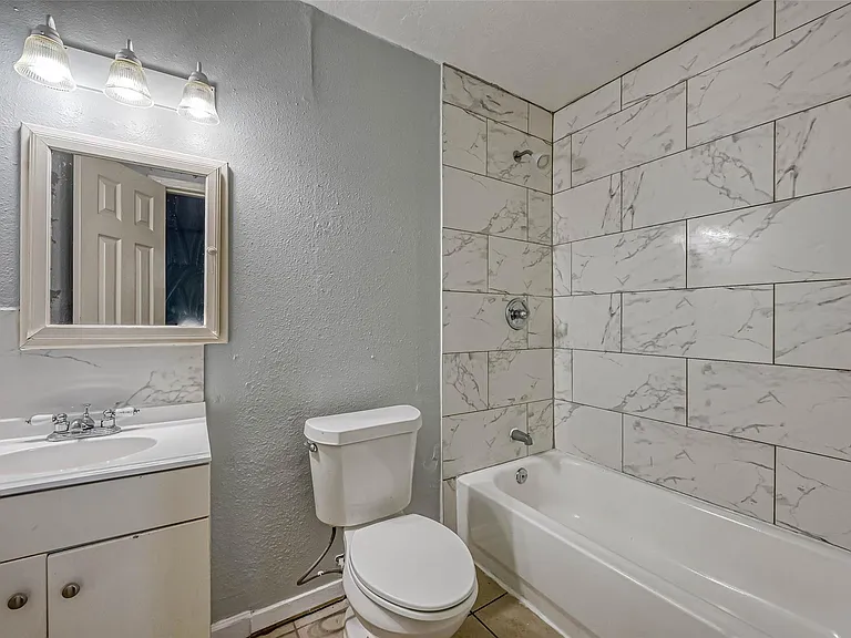 10613 Buffum St — Photo 13