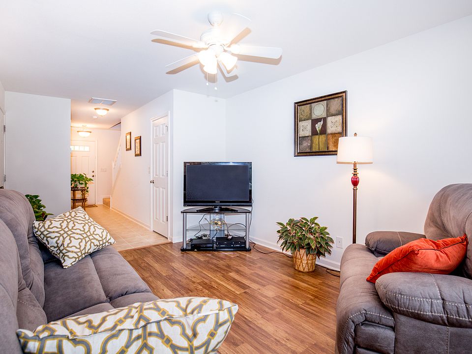 1st image of 866 Jarman Dr
