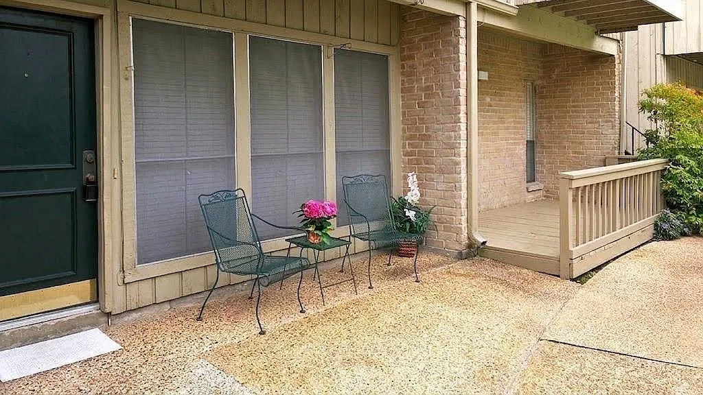 1 bed, 1.0 bath, 848 sqft, $1,400 — Photo 1