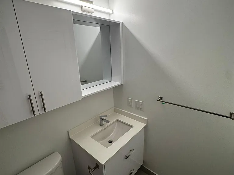 5105 Hurontario St #2809 — Photo 14