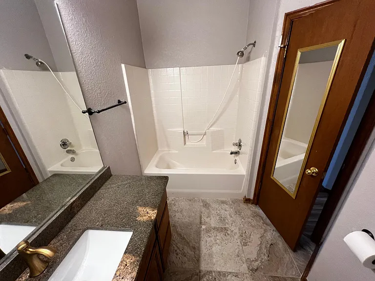 16212 Osceola Trl — Photo 4