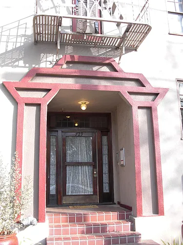 729 Central Ave #203 Photo 1