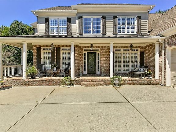 3rd image of 5122 Millwood Dr
