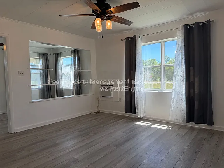 6900 Miami Dr #1 — Photo 5