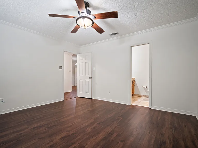 5609 Bentley Ct — Photo 15