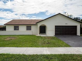 13750 SW 282nd St, Homestead, FL 33033