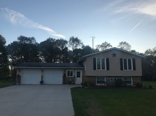 N3957 Brittany Ln, Brodhead, WI 53520