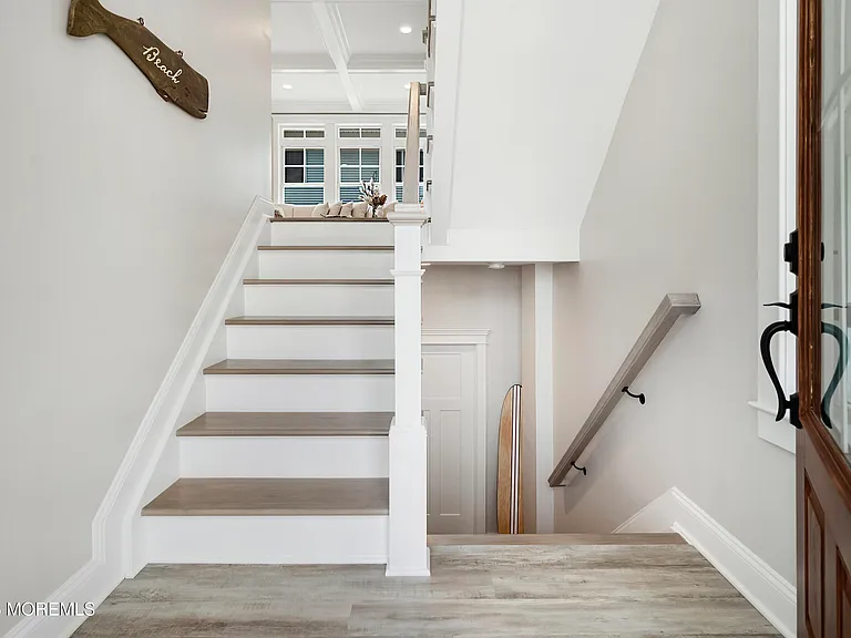 53 Fort Ave — Photo 29