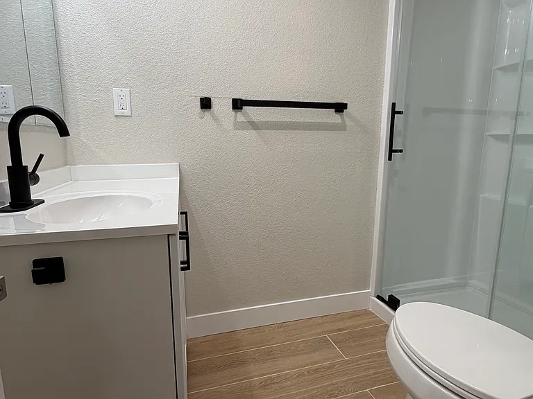 472 Arleta Ave #B — Photo 14