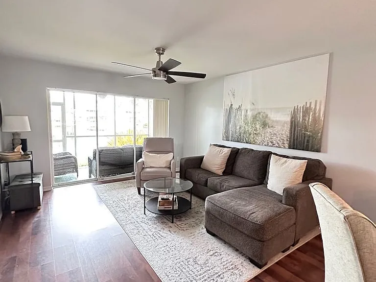 186 Pebble Shores Dr #103 — Photo 1
