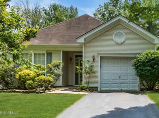 14 Spring Meadow Dr, Lakewood, NJ