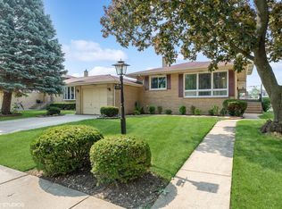 451 Debra Dr, Des Plaines, IL