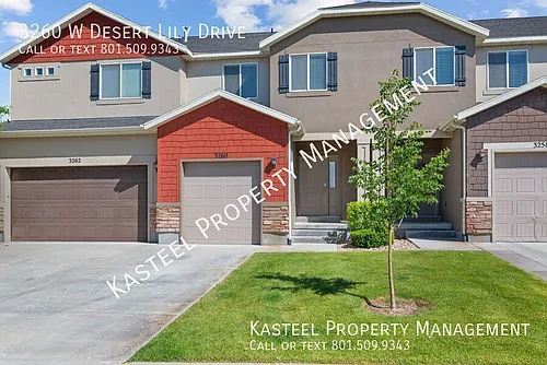 3260 W Desert Lily Dr Photo 1