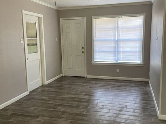 4th image of 504 Crepe Myrtle Ave