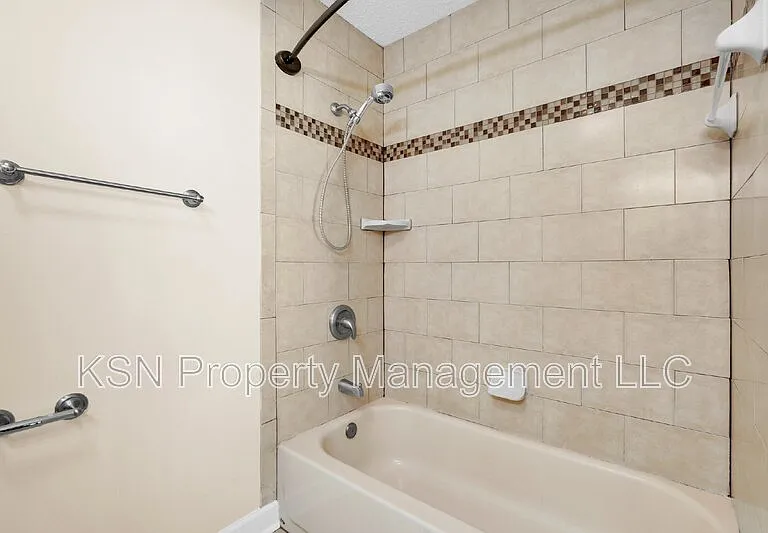 7331 Leghorn St — Photo 26