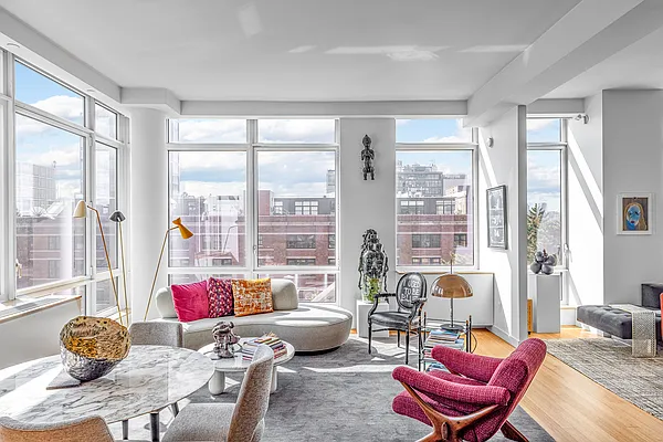 Sold by Compass | media 18