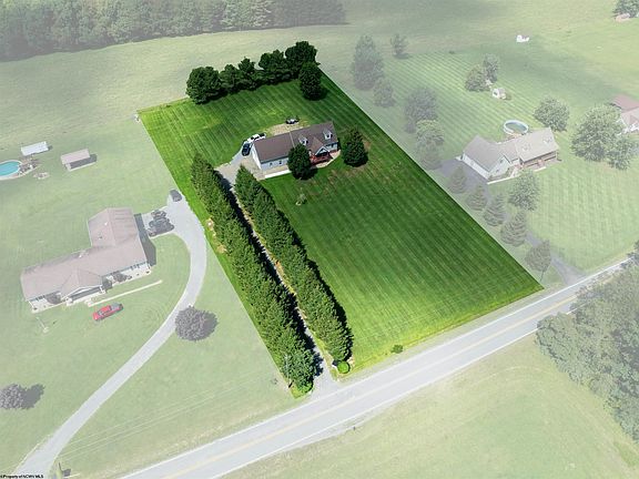 3rd image of 2239 Herring Rd