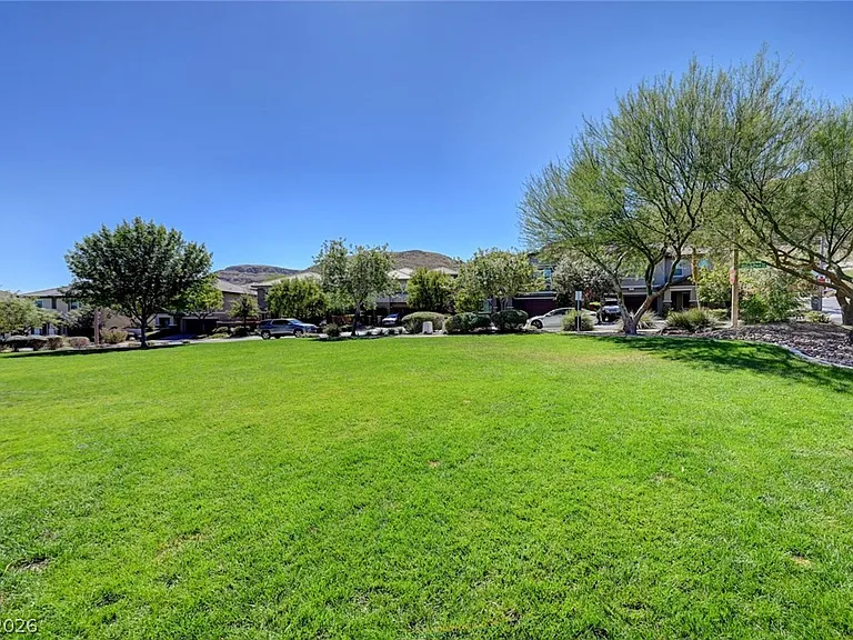 10679 Country Knoll Way #NA — Photo 49