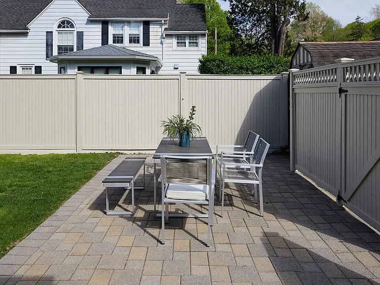 4 Glenwolde Park — Photo 24