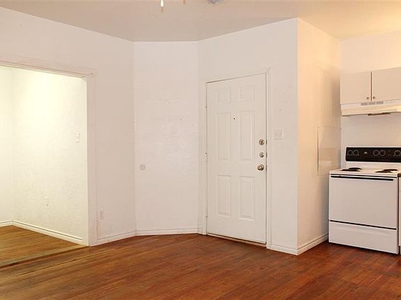5th image of 940 W Tarleton St APT 5