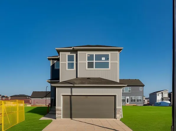 157 SW Wolf Hollow Dr SE, Calgary, AB T2X 4M8