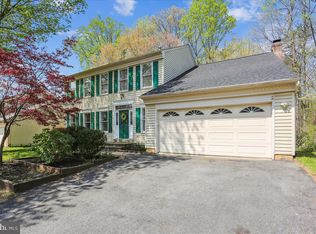 16908 Horn Point Dr, Gaithersburg, MD 20878