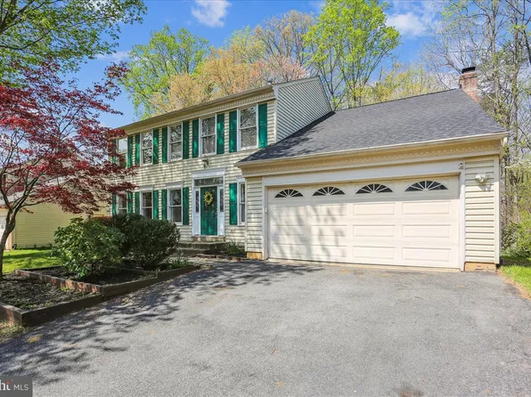 16908 Horn Point Dr, Gaithersburg, MD 20878