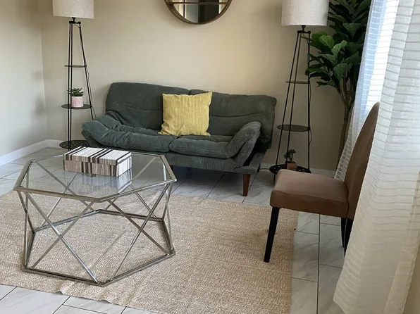 (undisclosed Address), Phoenix, AZ 85042