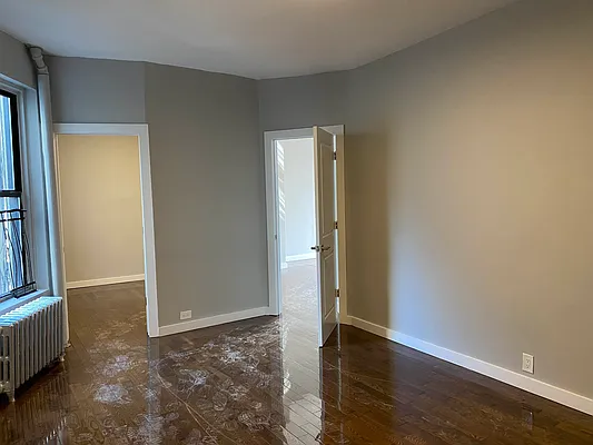 Rented by Premier One Realty LLC | media 4