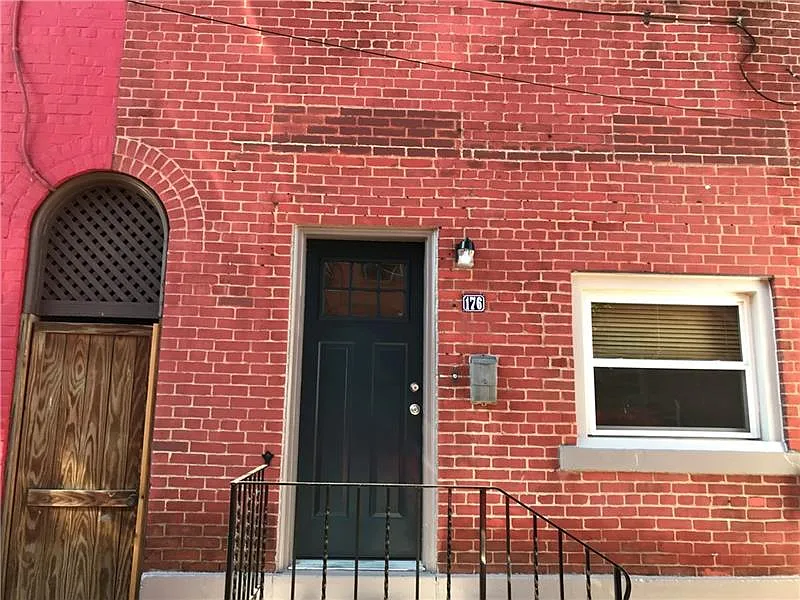 176 49th St photo 1