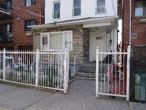 5th image of 10448 41st Ave