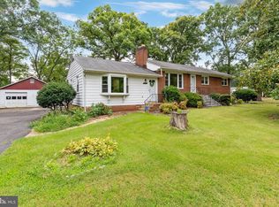 7017 Forest View Dr, Springfield, VA 22150