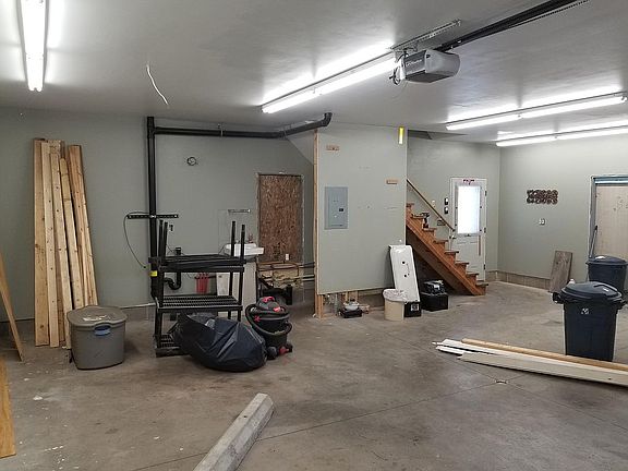 WD connections garage