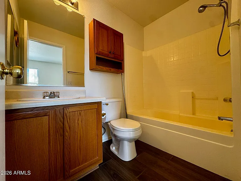 15826 W Watson Ln — Photo 9