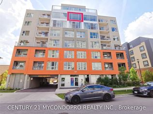 321 Spruce St #707, Waterloo, ON N2L 0G4