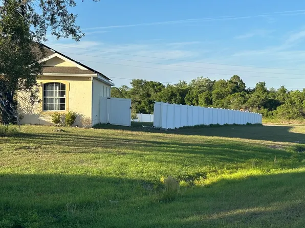 33 Herring Ct, Poinciana, FL 34759