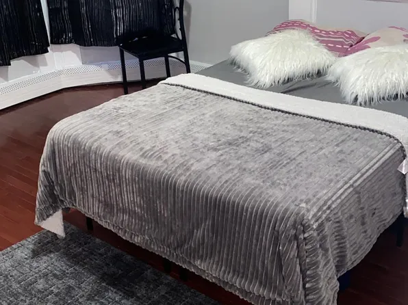 54 Saint Pauls Avenue image 11 of 12