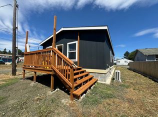 131 SE Darrell Ave, Winston, OR 97496