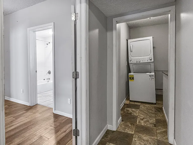 851 Park St SW #1 — Photo 13