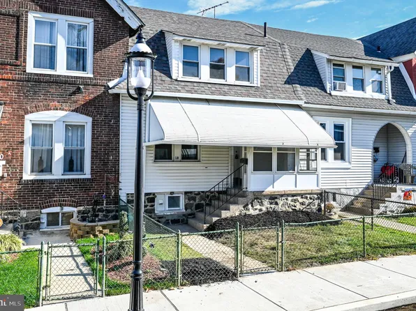 18 Cedar St, Marcus Hook, PA 19061