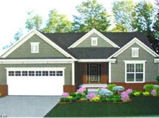 1070 Ashley Taylor Ct #6, Wadsworth, OH 44281